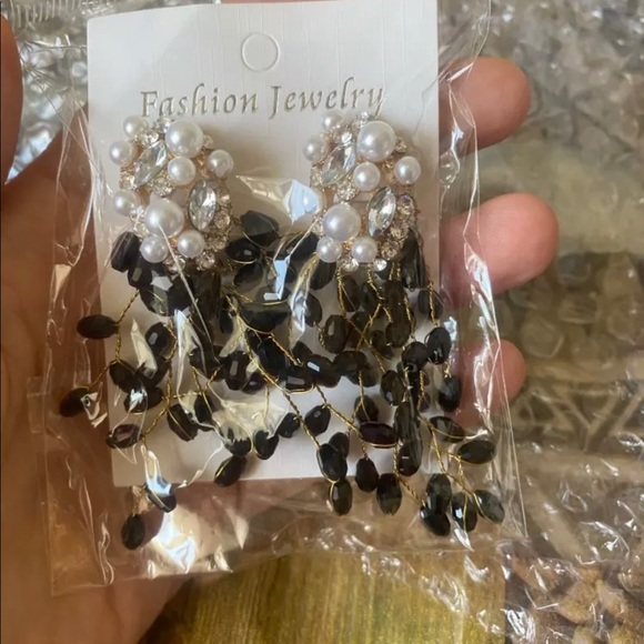 Women Jewelry - Picture 2 of 6